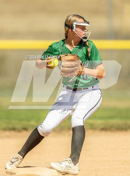 Thumbnail 2 in Skutt Catholic vs. Scottsbluff photogallery.