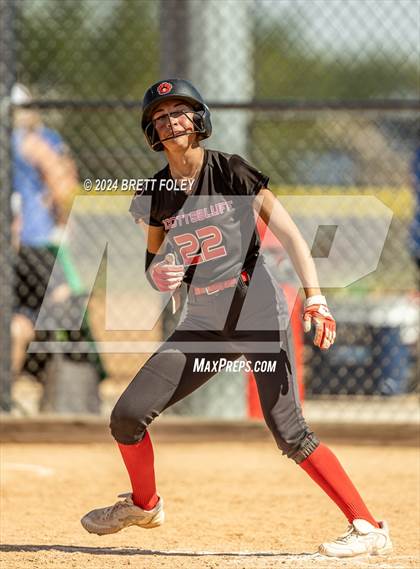 Thumbnail 2 in Skutt Catholic vs. Scottsbluff photogallery.