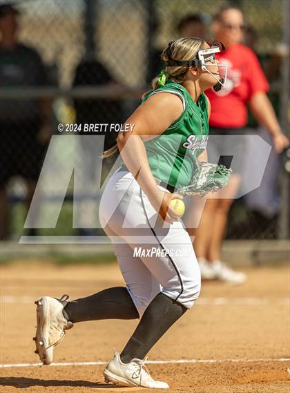 Thumbnail 2 in Skutt Catholic vs. Scottsbluff photogallery.
