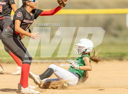 Thumbnail 1 in Skutt Catholic vs. Scottsbluff photogallery.