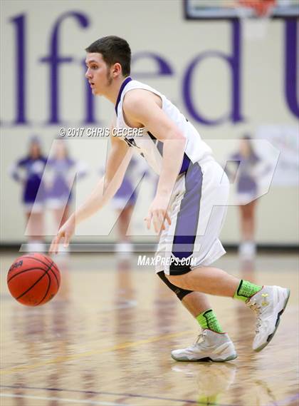 Thumbnail 2 in Avoca Central vs. Andover photogallery.