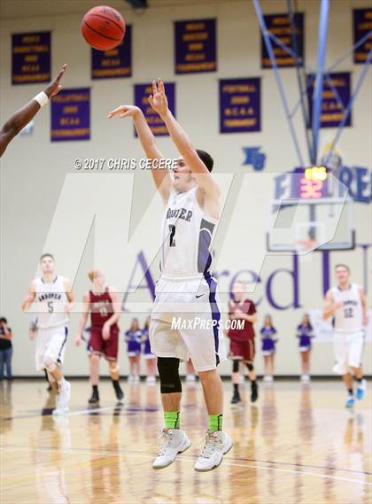 Thumbnail 2 in Avoca Central vs. Andover photogallery.