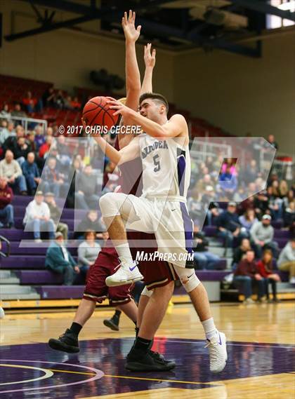 Thumbnail 2 in Avoca Central vs. Andover photogallery.