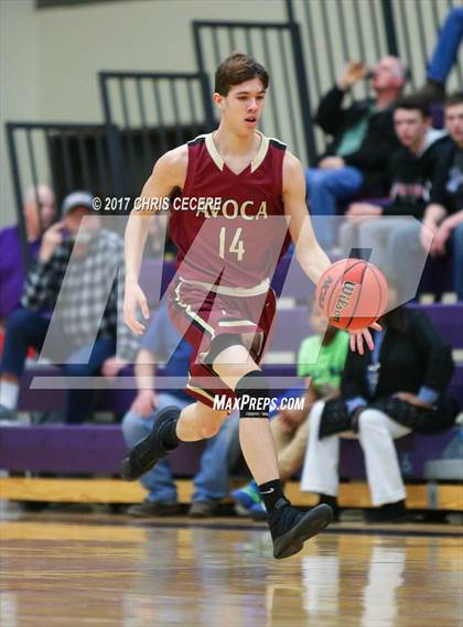 Thumbnail 2 in Avoca Central vs. Andover photogallery.
