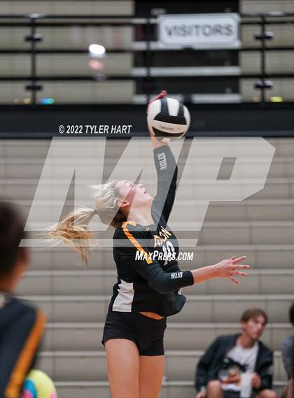 Thumbnail 2 in Plainfield @ Avon photogallery.