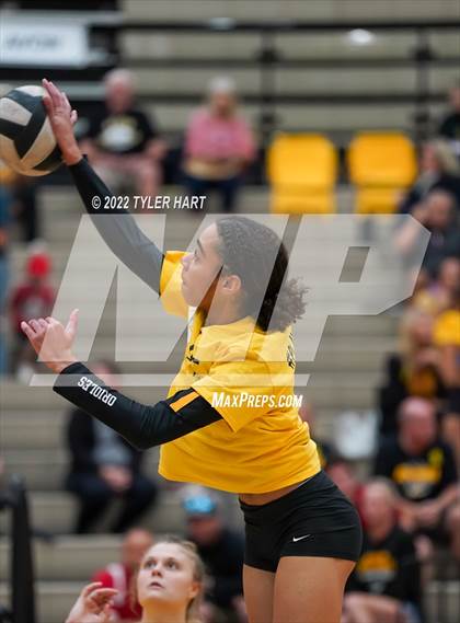 Thumbnail 3 in Plainfield @ Avon photogallery.