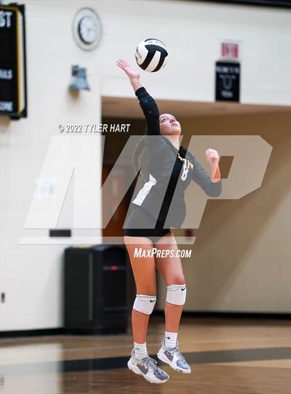Thumbnail 2 in Plainfield @ Avon photogallery.