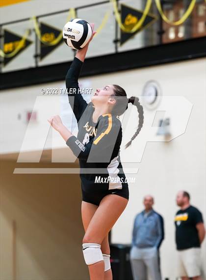 Thumbnail 1 in Plainfield @ Avon photogallery.