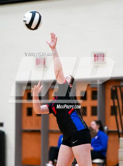 Thumbnail 3 in Plainfield @ Avon photogallery.
