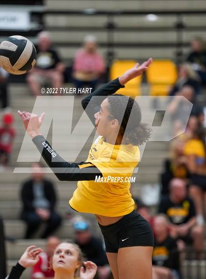 Thumbnail 2 in Plainfield @ Avon photogallery.