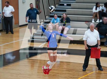 Thumbnail 3 in Plainfield @ Avon photogallery.