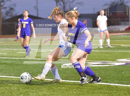 Thumbnail 2 in Bourgeois @ Thibodaux photogallery.