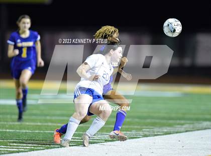 Thumbnail 3 in Bourgeois @ Thibodaux photogallery.
