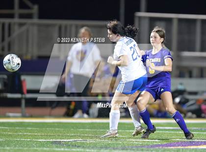 Thumbnail 3 in Bourgeois @ Thibodaux photogallery.