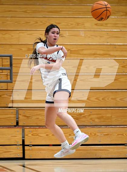 Thumbnail 3 in Turlock vs. Destiny Christian Academy (916 vs. 209 Challenge) photogallery.