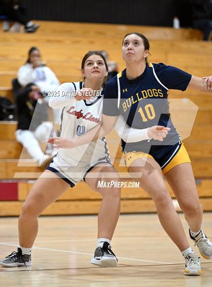 Thumbnail 3 in Turlock vs. Destiny Christian Academy (916 vs. 209 Challenge) photogallery.