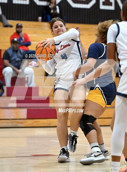 Thumbnail 3 in Turlock vs. Destiny Christian Academy (916 vs. 209 Challenge) photogallery.