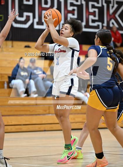 Thumbnail 3 in Turlock vs. Destiny Christian Academy (916 vs. 209 Challenge) photogallery.