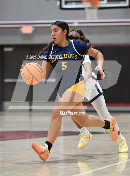 Thumbnail 3 in Turlock vs. Destiny Christian Academy (916 vs. 209 Challenge) photogallery.