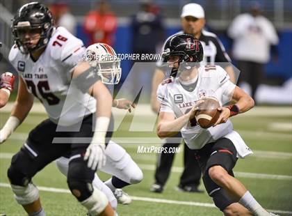 Thumbnail 3 in Lake Travis vs. Atascocita (UIL 6A Division 1 Semifinal) photogallery.