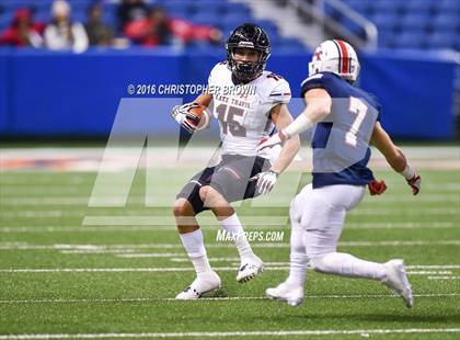 Thumbnail 1 in Lake Travis vs. Atascocita (UIL 6A Division 1 Semifinal) photogallery.