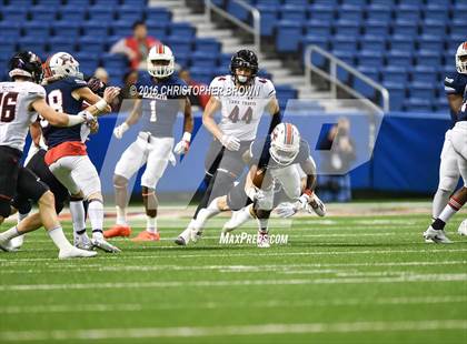 Thumbnail 1 in Lake Travis vs. Atascocita (UIL 6A Division 1 Semifinal) photogallery.