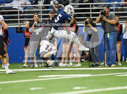Thumbnail 1 in Lake Travis vs. Atascocita (UIL 6A Division 1 Semifinal) photogallery.
