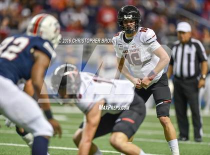 Thumbnail 1 in Lake Travis vs. Atascocita (UIL 6A Division 1 Semifinal) photogallery.