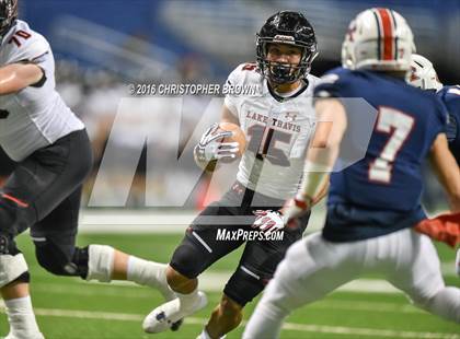 Thumbnail 2 in Lake Travis vs. Atascocita (UIL 6A Division 1 Semifinal) photogallery.