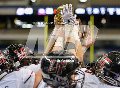 Thumbnail 1 in Lake Travis vs. Atascocita (UIL 6A Division 1 Semifinal) photogallery.