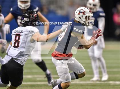 Thumbnail 2 in Lake Travis vs. Atascocita (UIL 6A Division 1 Semifinal) photogallery.