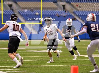 Thumbnail 2 in Lake Travis vs. Atascocita (UIL 6A Division 1 Semifinal) photogallery.