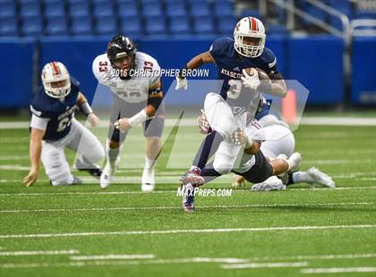 Thumbnail 1 in Lake Travis vs. Atascocita (UIL 6A Division 1 Semifinal) photogallery.