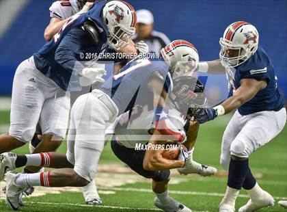 Thumbnail 2 in Lake Travis vs. Atascocita (UIL 6A Division 1 Semifinal) photogallery.