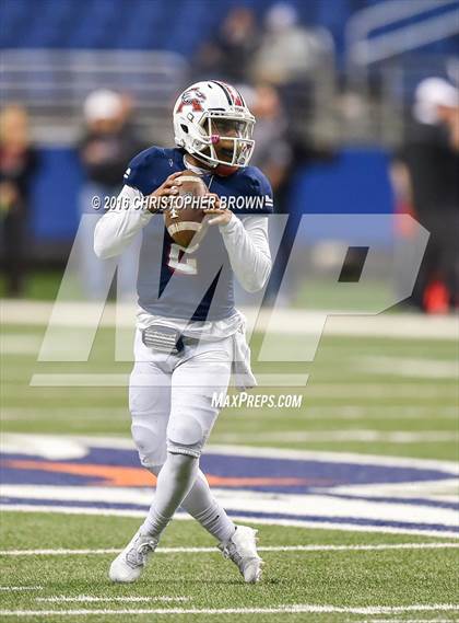 Thumbnail 2 in Lake Travis vs. Atascocita (UIL 6A Division 1 Semifinal) photogallery.