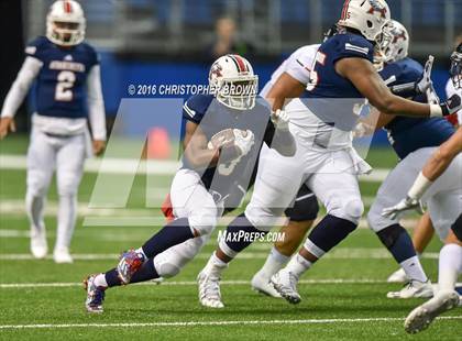 Thumbnail 3 in Lake Travis vs. Atascocita (UIL 6A Division 1 Semifinal) photogallery.