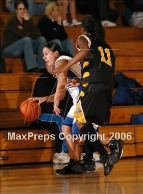 Thumbnail 3 in Rio Linda vs. Wheatland (Lincoln Invitational) photogallery.