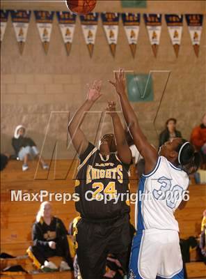 Thumbnail 2 in Rio Linda vs. Wheatland (Lincoln Invitational) photogallery.