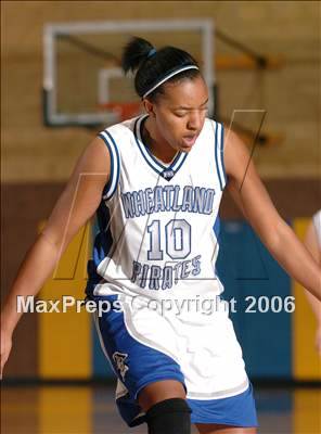 Thumbnail 2 in Rio Linda vs. Wheatland (Lincoln Invitational) photogallery.