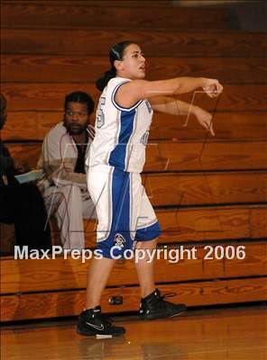Thumbnail 3 in Rio Linda vs. Wheatland (Lincoln Invitational) photogallery.