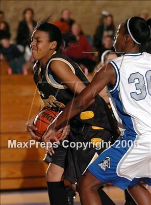 Thumbnail 3 in Rio Linda vs. Wheatland (Lincoln Invitational) photogallery.