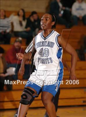 Thumbnail 1 in Rio Linda vs. Wheatland (Lincoln Invitational) photogallery.