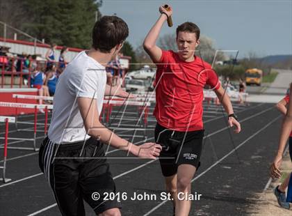Thumbnail 1 in Warren County vs Coffee County Central photogallery.
