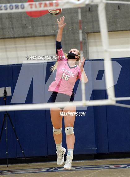 Thumbnail 3 in El Toro @ Tesoro (CIF State Championships D2 Playoff) photogallery.