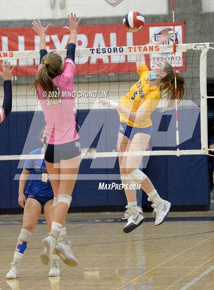 Thumbnail 3 in El Toro @ Tesoro (CIF State Championships D2 Playoff) photogallery.