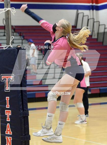 Thumbnail 1 in El Toro @ Tesoro (CIF State Championships D2 Playoff) photogallery.