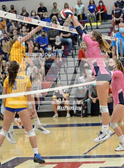 Thumbnail 3 in El Toro @ Tesoro (CIF State Championships D2 Playoff) photogallery.
