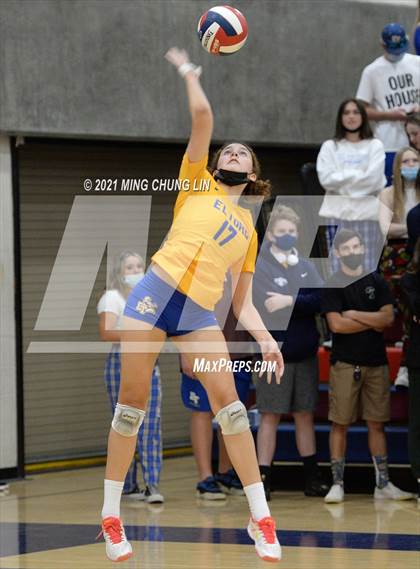 Thumbnail 3 in El Toro @ Tesoro (CIF State Championships D2 Playoff) photogallery.
