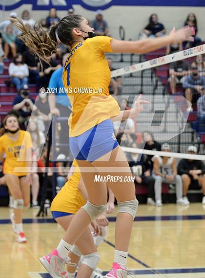 Thumbnail 3 in El Toro @ Tesoro (CIF State Championships D2 Playoff) photogallery.
