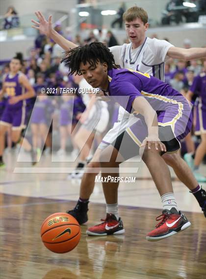 Thumbnail 3 in Durango vs. Lehi (Lehi Holiday Hoopfest) photogallery.